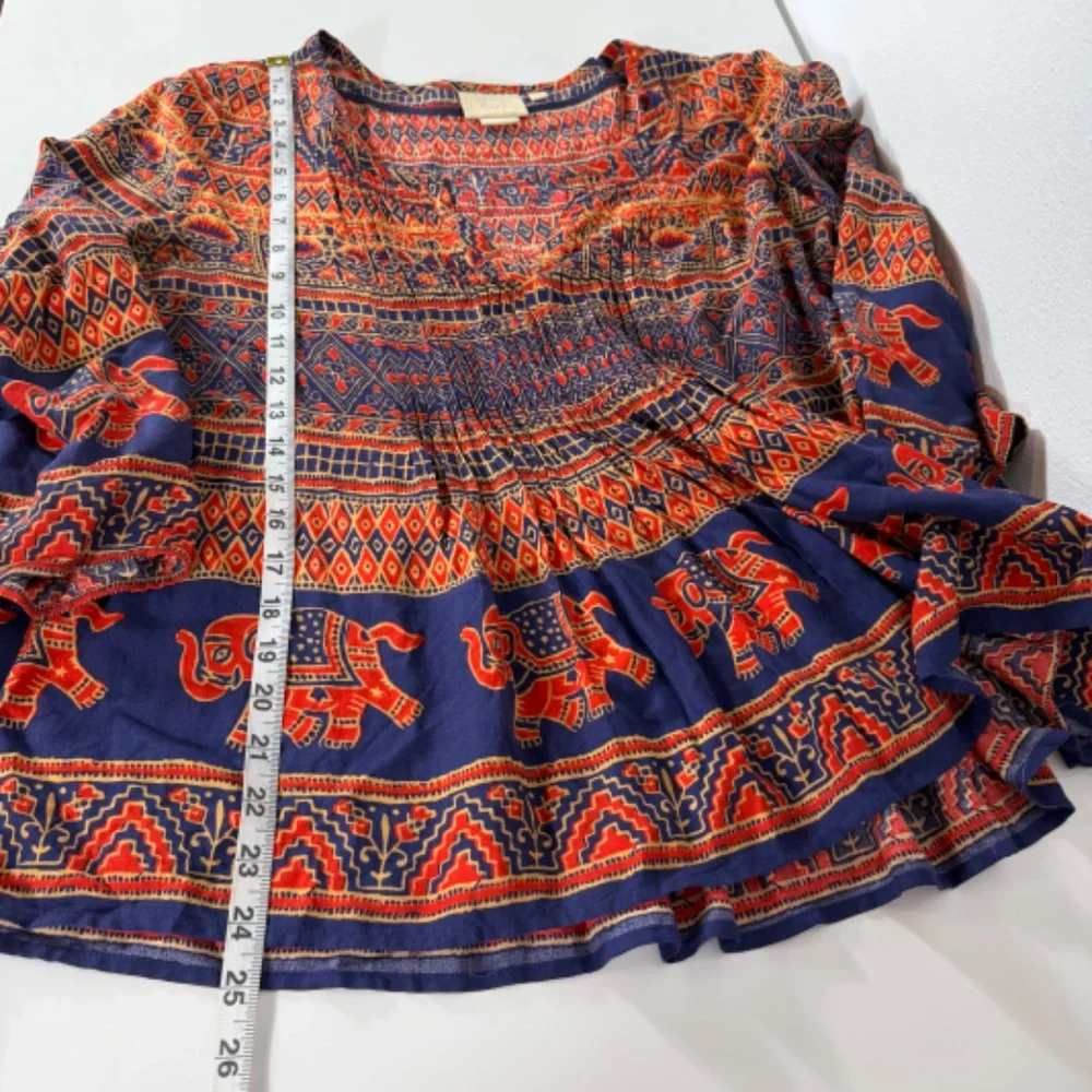 Anthropologie Vanessa Virginia Elephant Tribal Pintuck‎ Boho Peasant Top Size 12